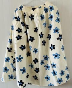 【新品・未使用】marimekko UNIQLO コラボ　花柄フレアスカート　Sのサムネイル