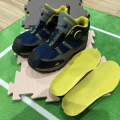 ジュニア用　登山靴　21.5cmのサムネイル
