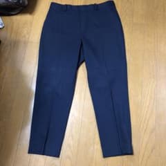 美品　ユニクロ レディース アンクルパンツ　ネイビーのサムネイル