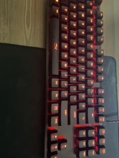 HyperX ゲーミングキーボードのサムネイル