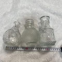 ガラス製 フラワーベース 3点セットのサムネイル