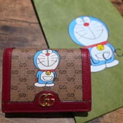 ドラえもん×GUCCI 財布★ショッパー付きのサムネイル