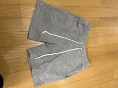 H & M ショートパンツのサムネイル