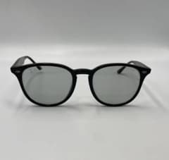 Ray-Ban（レイバン）のRB4259Fボストン型サングラスのサムネイル