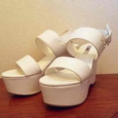 R&E ウェッジソールサンダル ホワイトのサムネイル