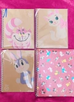あい&るなママ様限定ディズニーとんすけ　マリー　チシャ3冊セットのサムネイル