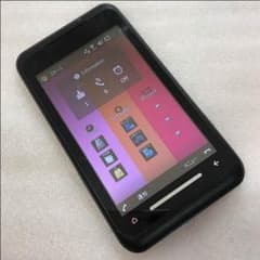 送料込★docomo T-01A ブラック 判定◯ スマホ 中古のサムネイル