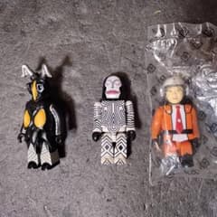 MEDICOMTOY KUBRICK グリコマンとビスコ君&ウルトラマン3体 - メルカリ