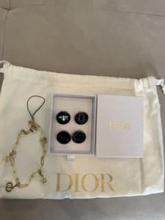 Dior ピンバッジ ストラップ　ノベルティ３点セットのサムネイル
