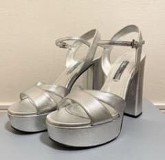PRADA サンダル シルバー 34.5 archive ギャル y2k PRADA サンダル シルバー 34.5 archive ギャル y2k - メルカリ