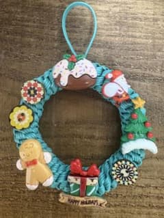 ミニクリスマスリース　オーナメント　ハンドメイドのサムネイル