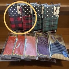 カナニさま専用　赤チェックタイツ2足セットのサムネイル