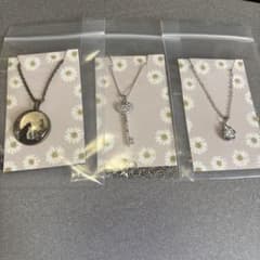 ネックレス 3点セット 猫 鍵 花のサムネイル