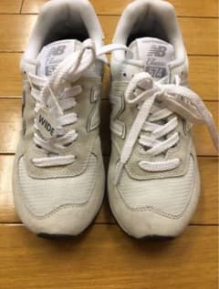 New Balance 574 ニューバランス スニーカー V2. 22.5cmのサムネイル