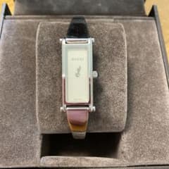 Gucci 時計のサムネイル