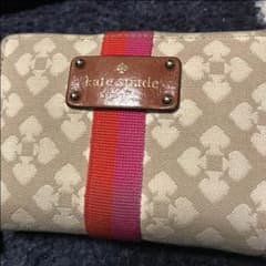kate spade 二つ折り財布のサムネイル