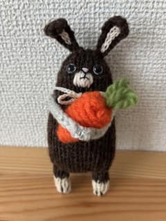 き*み様 ハンドメイド☆あみぐるみ☆人参ゲットしたうさぎちゃん