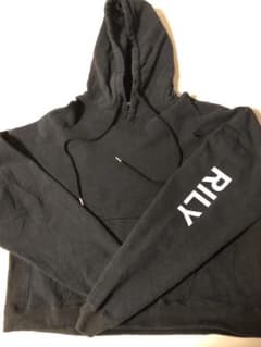 RILY パーカー M 黒のサムネイル