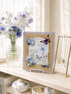 【コラージュカード】花と蝶々ハンドメイドのサムネイル