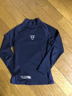 アンダーアーマー アンダーシャツのサムネイル