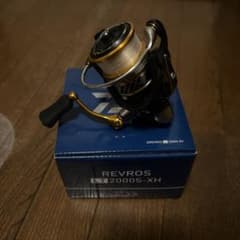 Daiwa レブロスLT2000S-XH スピニングリールのサムネイル