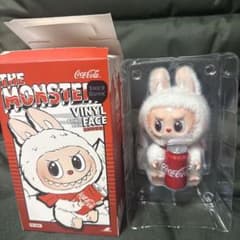 Labubu(ラブブ） コカコーラ 正規品 スニダン購入品 - メルカリ