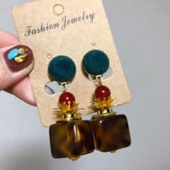 【在庫一掃SALE✨】42 ピアス２点のサムネイル
