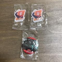 くら寿司 呪術廻戦 アクリルステッカー 虎杖悠仁 ×2 缶バッジ 脹相のサムネイル