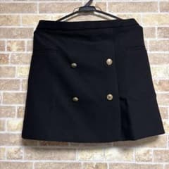 H&M ブラックミニスカート ダブルボタンのサムネイル
