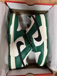 NIKE ダンク ロー low レトロ SE NIKEアプリ限定販売のサムネイル
