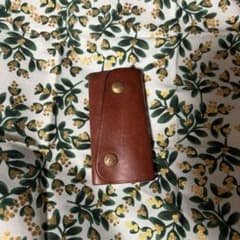 IL BISONTE キーケース ブラウンのサムネイル