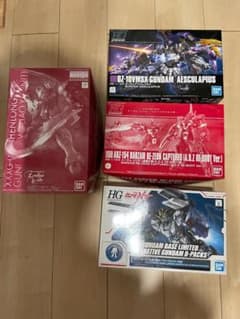 ガンプラまとめ売り4点(ガンダムアスクレプオス/ナラティブガンダム B装備)他のサムネイル