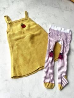 イエローのてんとう虫刺繍ワンピースとタイツのサムネイル