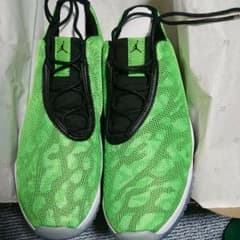AIR JORDAN future lowのサムネイル