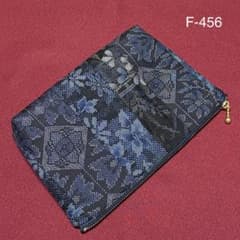 F-456ハンドメイド 大島紬 パッチワーク風 着物リメイク 和柄 ポーチ