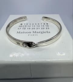 メゾンマルジェラ ツイスト シルバー ブレスレット 023 - メルカリ