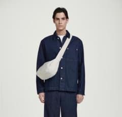 COS ユニセックス クロスボディーサドルバッグ ストーン(白) - メルカリ