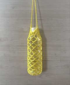 ハンドメイド ペットボトルホルダー ネット編み イエローのサムネイル