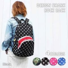 サメのリュックのサムネイル