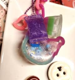レジン デビル　シェイカーキーホルダー じゃらじゃらのサムネイル