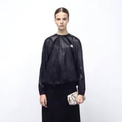 HYKE by adidas originals wind pulloverのサムネイル