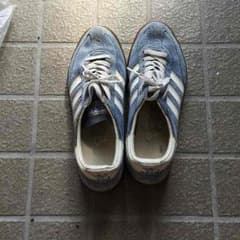 adidasハンドボールシューズのサムネイル