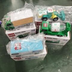 トミカ ミニカー 4台セットのサムネイル