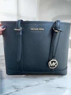 MICHAEL KORS ブラックトートバッグのサムネイル
