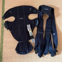 ベビージョルン　抱っこ紐のサムネイル