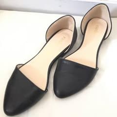 【♡ブヒ先生♡様専用】earth フラットパンプス 黒のサムネイル