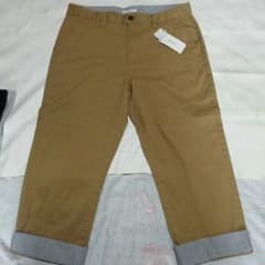 メンズ　大きいサイズ　チノクロツプドパンツ　カーキ新品未使用のサムネイル