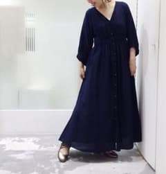 caph troupe ギャザーラグランワンピース　カーフのサムネイル