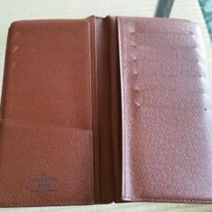 ルイヴィトンの長財布のサムネイル