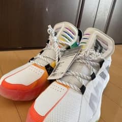 dame6 バッシュのサムネイル